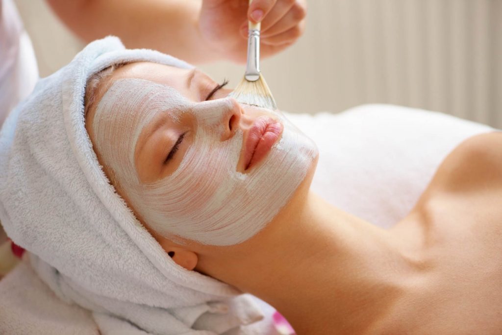 Specialising Facials Queenbeauty By Patricia